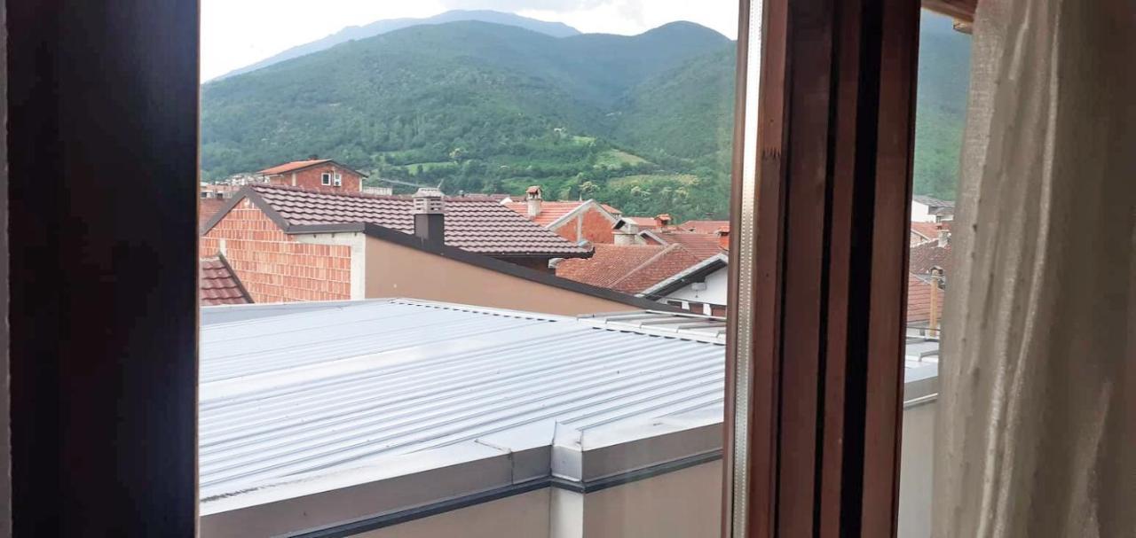 Lovely 1 Bedroom Within Walking Distance, Views Peje Buitenkant foto